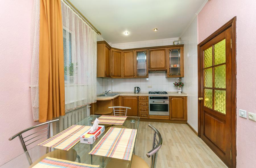 Two Bedroom Apartment On Liuteranska Street เคียฟ ภายนอก รูปภาพ